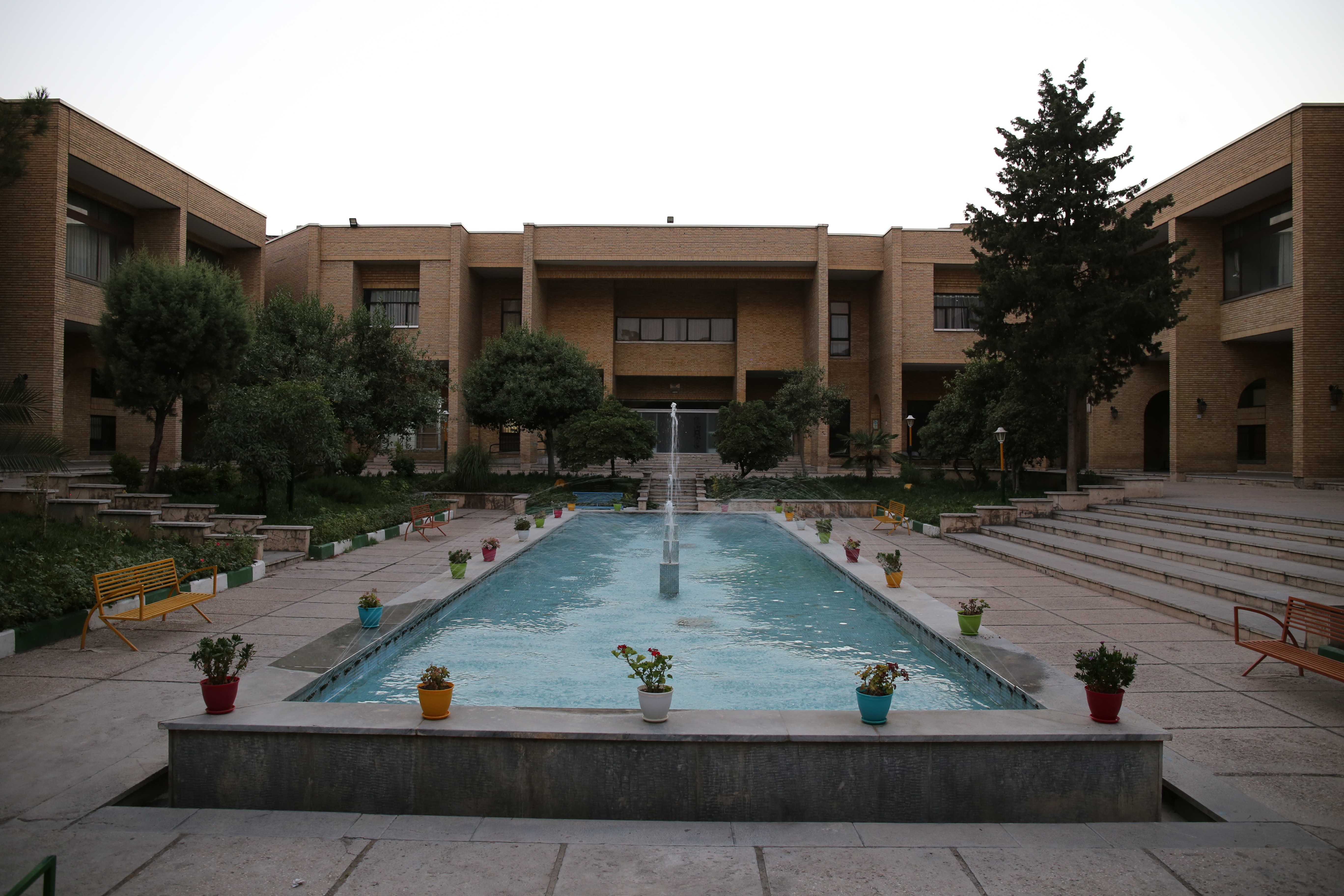دانشکدگان مدیریت دانشگاه تهران