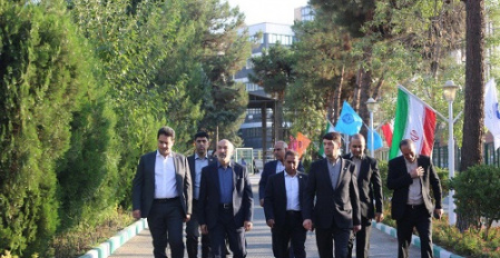 بازدید رئیس دانشگاه تهران و مدیرعامل گروه صنعتی گلرنگ از پروژه‌های در حال احداث دانشکدگان مدیریت